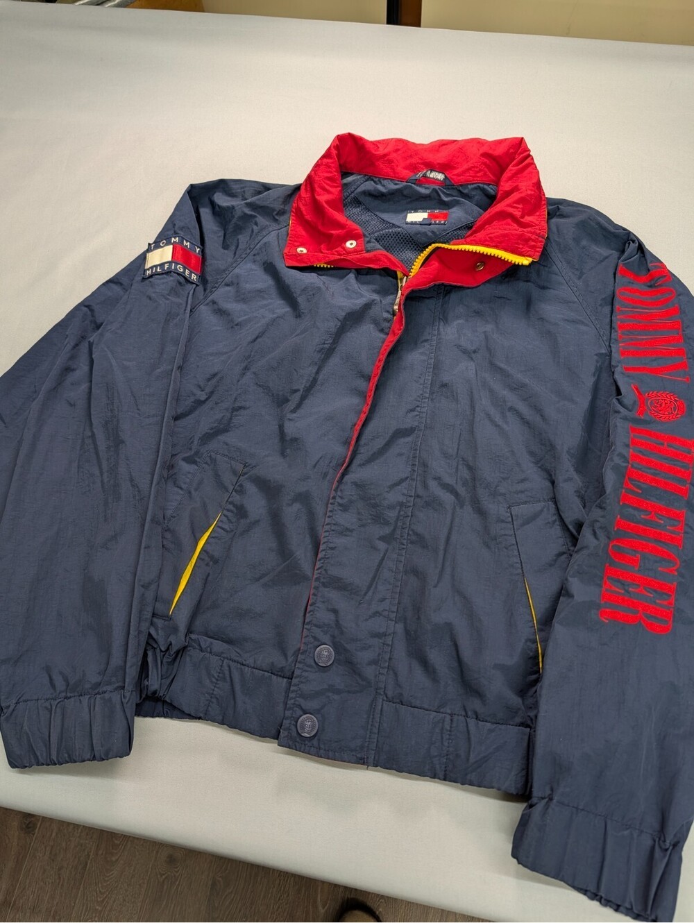 Vintage Tommy Hilfiger Windbreaker Jacket Mens Large Blue